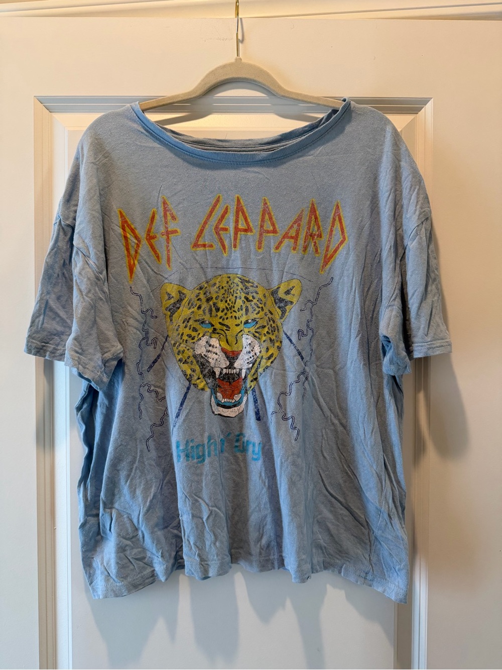 Def Leppard Light Blue Graphic Tee - Short Sleeve Band Shirt